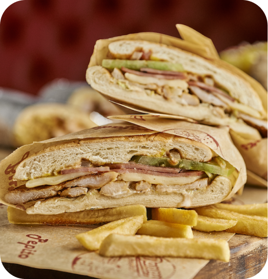 Sandwich Pollo Tocineta